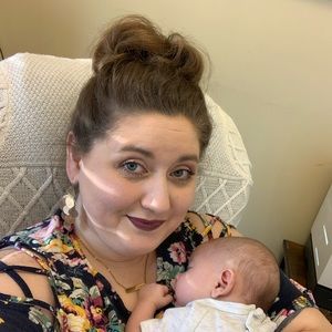 Meet your Posher, Courtney